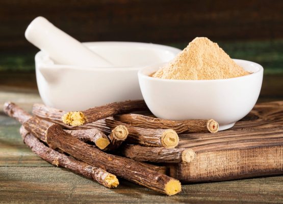 Licorice,Cup,Of,Tea,,Powder,And,Roots,-,Glycyrrhiza,Glabra