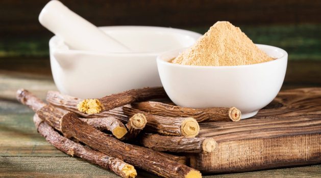 Licorice,Cup,Of,Tea,,Powder,And,Roots,-,Glycyrrhiza,Glabra